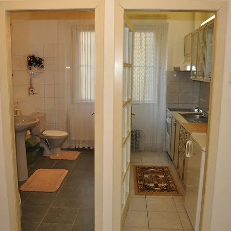 Josef Apartamento *